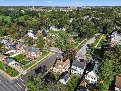 1321 Leeper Avenue South Bend IN 46617
