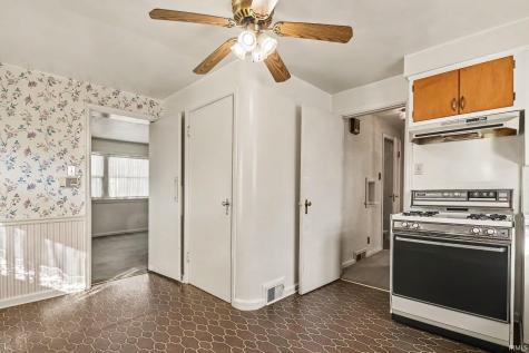 1321 Leeper Avenue South Bend IN 46617