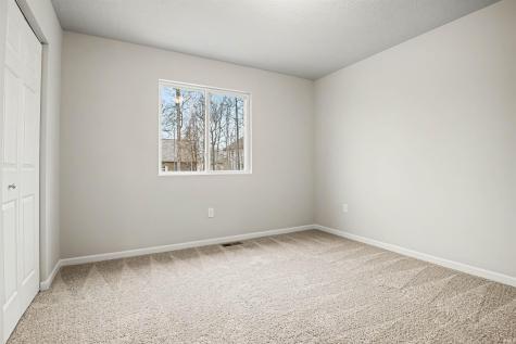 8213 Catberry Trail Fort Wayne IN 46804