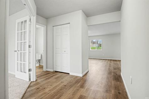 8213 Catberry Trail Fort Wayne IN 46804