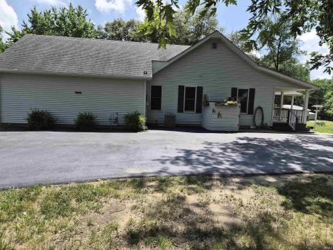 8248 N 75 West Crossroad Monon IN 47959