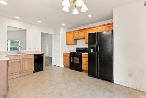 707 N Burke Street Columbia City IN 46725