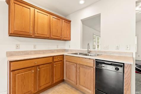 707 N Burke Street Columbia City IN 46725