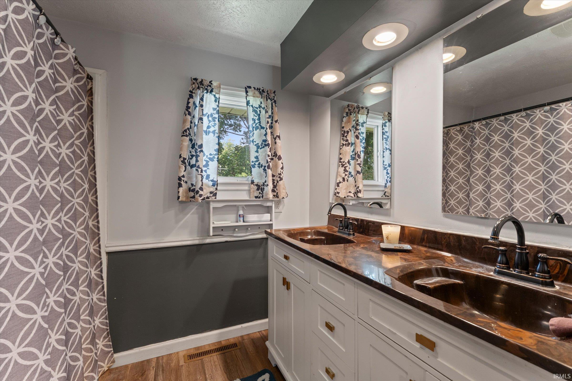 209 Bristol Avenue Middlebury IN 46540