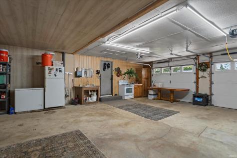 209 Bristol Avenue Middlebury IN 46540