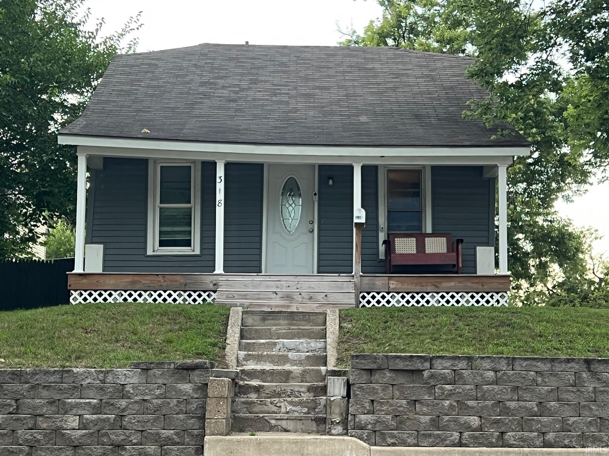 911 N Division & 318 E Battell Street Mishawaka IN 46545