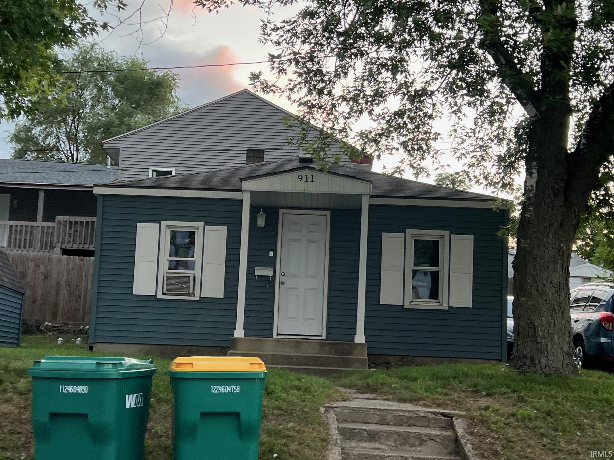 911 N Division & 318 E Battell Street Mishawaka IN 46545