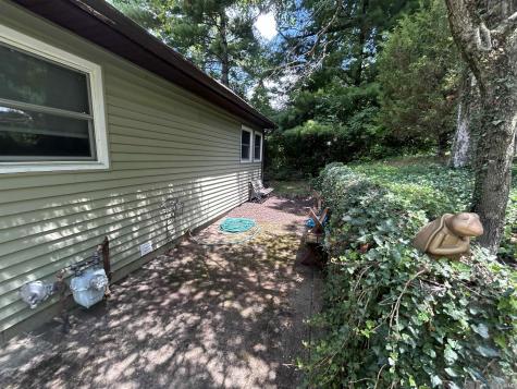 8888 E Nordman Drive Syracuse IN 46567