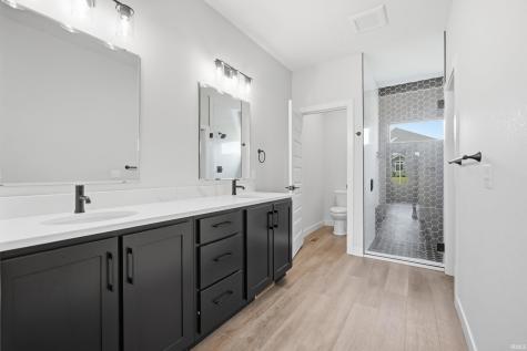 12915 Hallux Cove Fort Wayne IN 46845