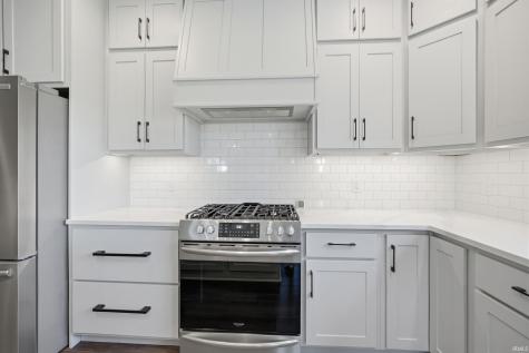 12915 Hallux Cove Fort Wayne IN 46845