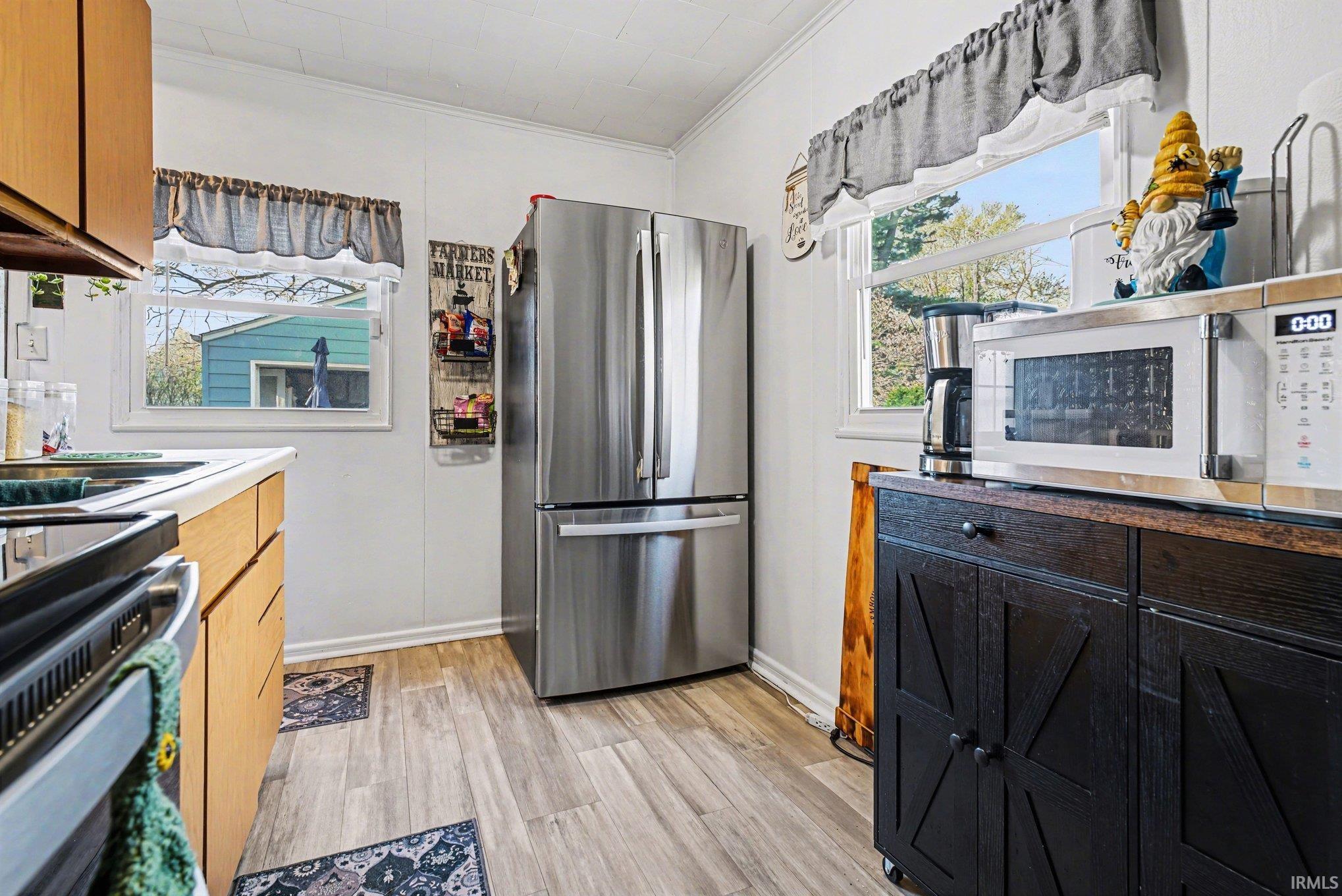 208 Luelde Street South Bend IN 46614