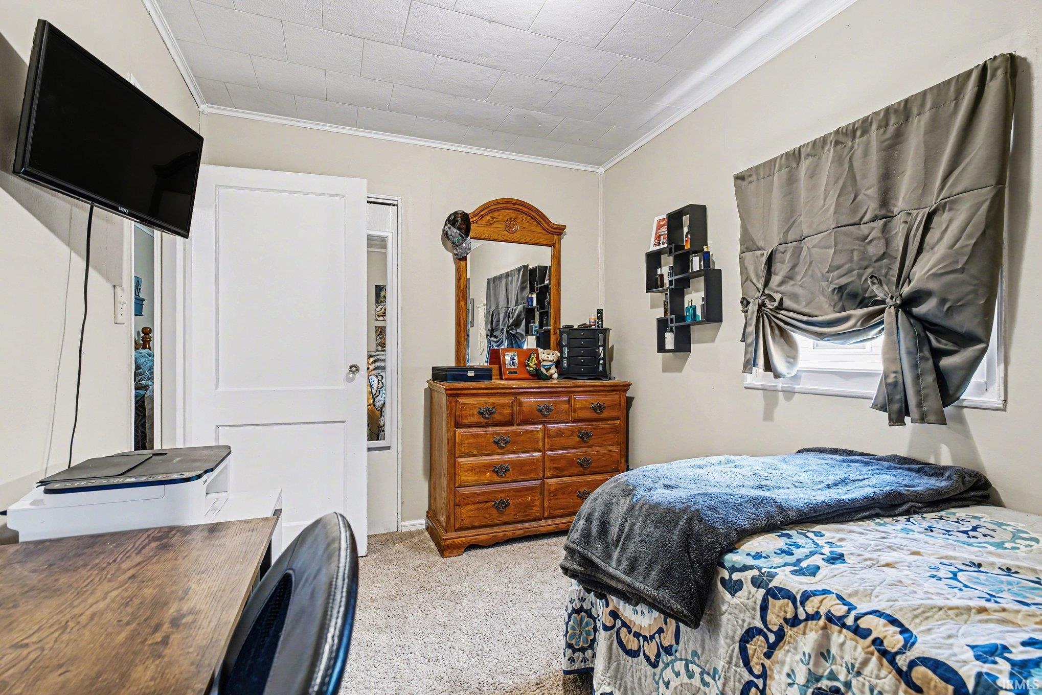 208 Luelde Street South Bend IN 46614