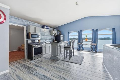 6530 E Mcguire Road Churubusco IN 46723