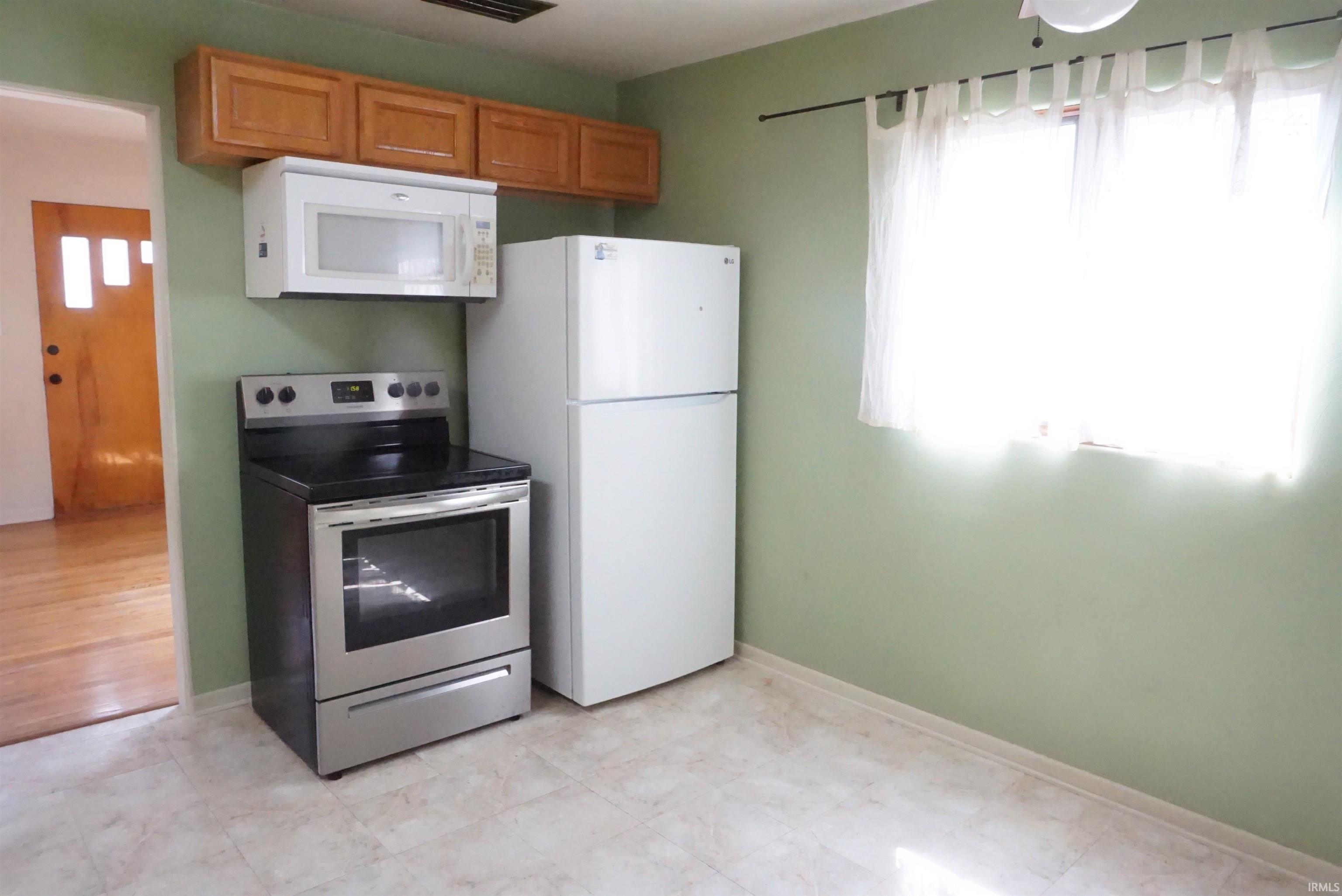 2326 Union Avenue South Bend IN 46615