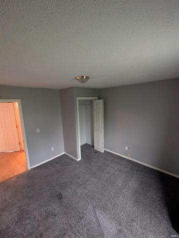9194 N 324 West Road Huntington IN 46750
