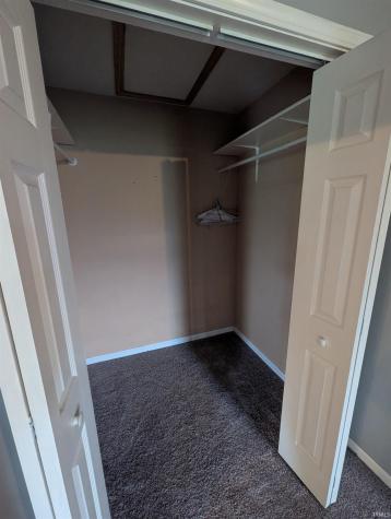 9194 N 324 West Road Huntington IN 46750