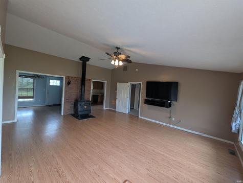 9194 N 324 West Road Huntington IN 46750