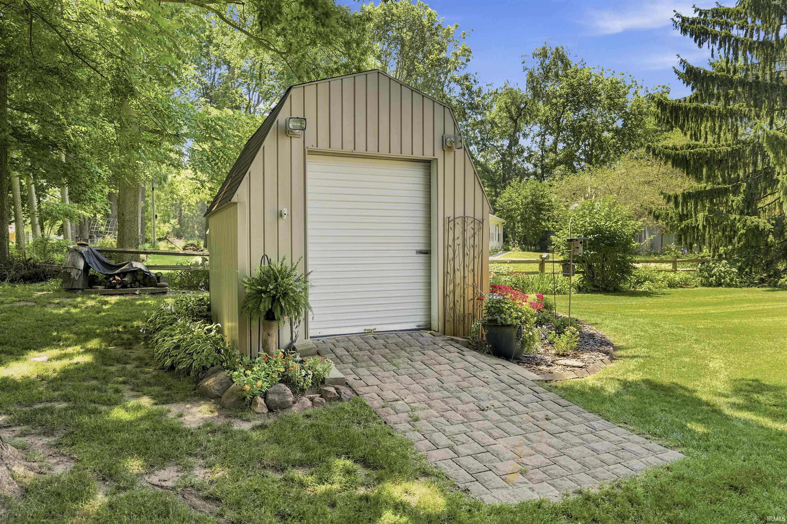 3434 N Pressler Drive Warsaw IN 46582