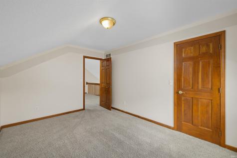 10833 Mill Lake Cove Fort Wayne IN 46845