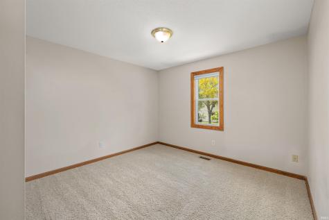10833 Mill Lake Cove Fort Wayne IN 46845