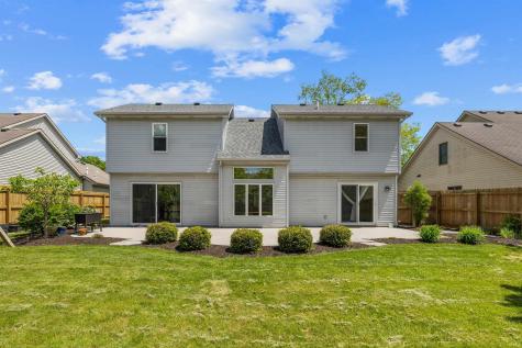 10833 Mill Lake Cove Fort Wayne IN 46845