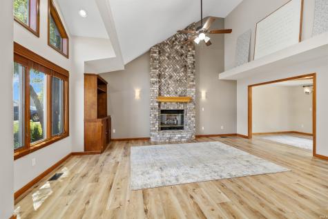 10833 Mill Lake Cove Fort Wayne IN 46845