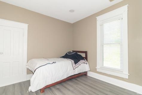 1208 N Elm Street Muncie IN 47303