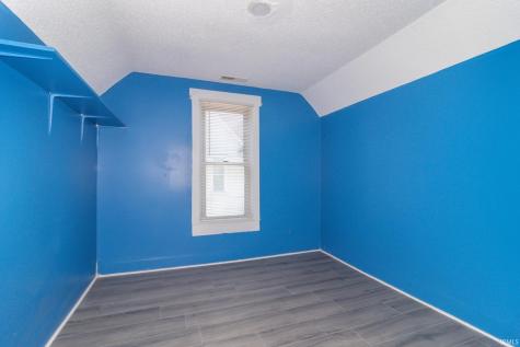 1208 N Elm Street Muncie IN 47303