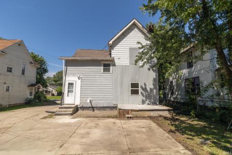 1208 N Elm Street Muncie IN 47303