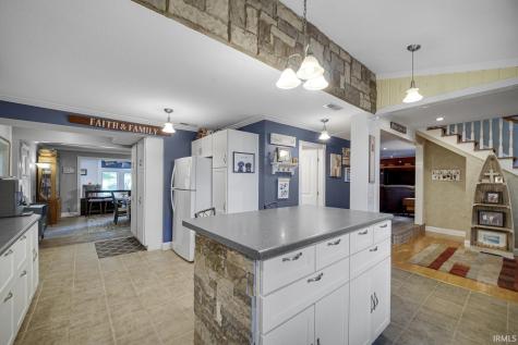 18318 Chickasaw Trail Culver IN 46511