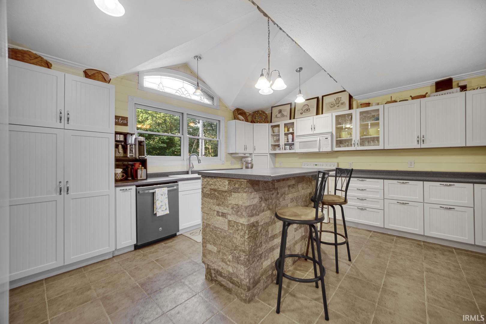 18318 Chickasaw Trail Culver IN 46511
