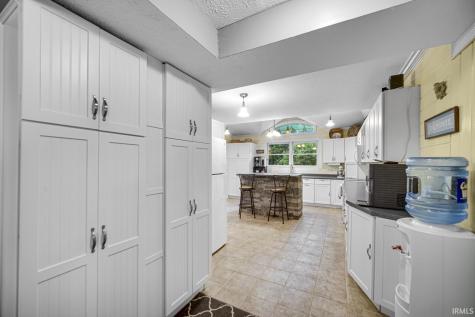 18318 Chickasaw Trail Culver IN 46511