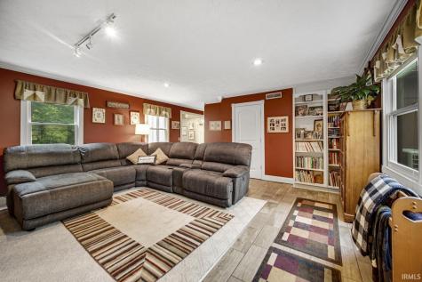18318 Chickasaw Trail Culver IN 46511