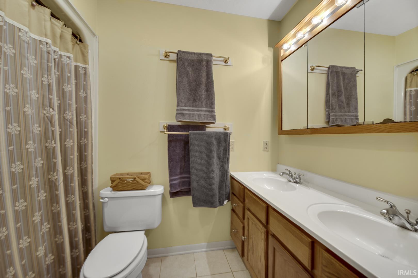18318 Chickasaw Trail Culver IN 46511