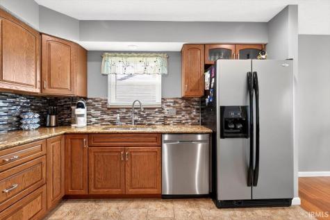 5906 Bittersweet Drive West Lafayette IN 47906
