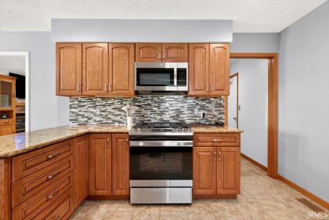 5906 Bittersweet Drive West Lafayette IN 47906