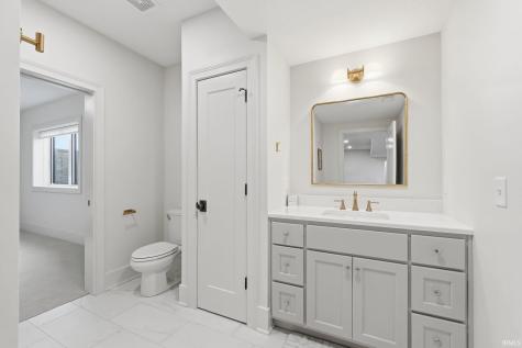 2288 Banyan Hill Court Fort Wayne IN 46814