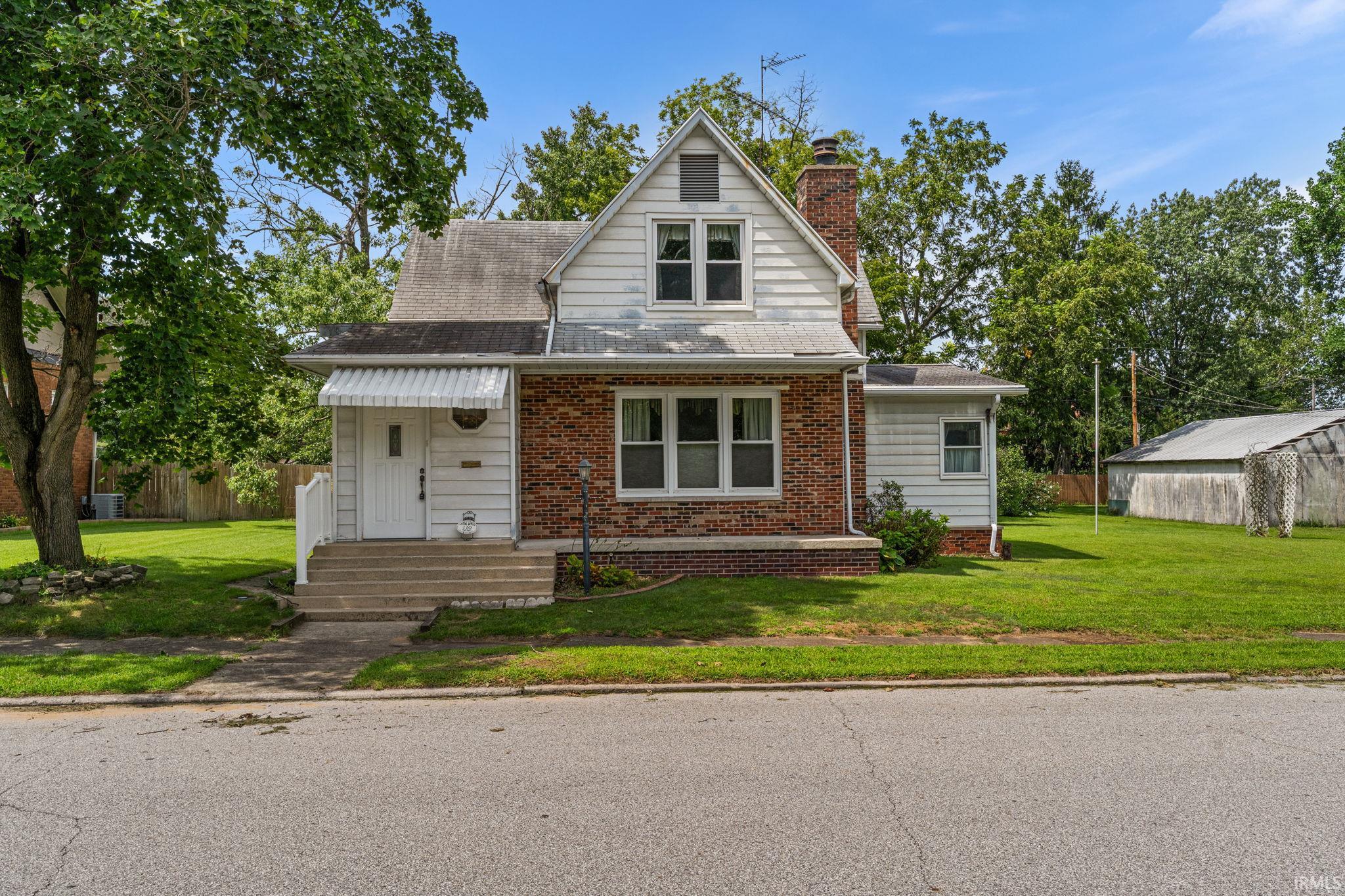 North Judson IN, 110 N George Street