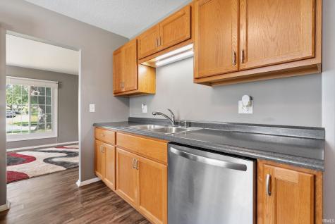 7323 Avalon Drive Fort Wayne IN 46819
