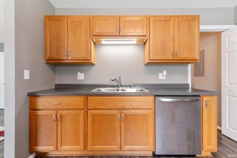 7323 Avalon Drive Fort Wayne IN 46819