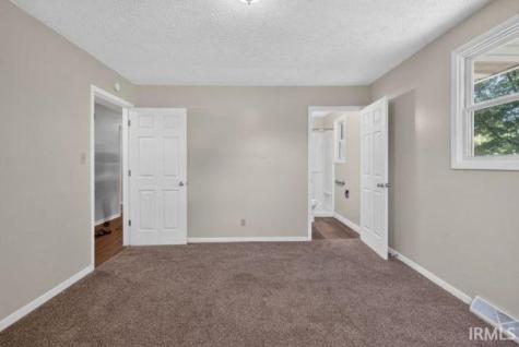 953 Radio Lane New Castle IN 47362