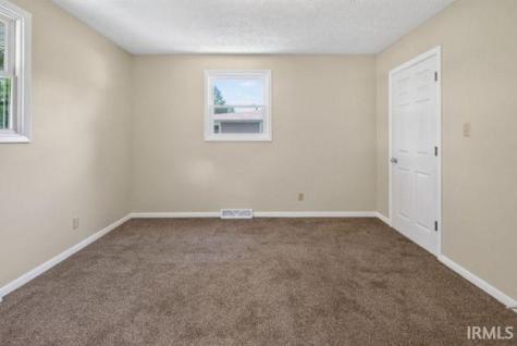 953 Radio Lane New Castle IN 47362