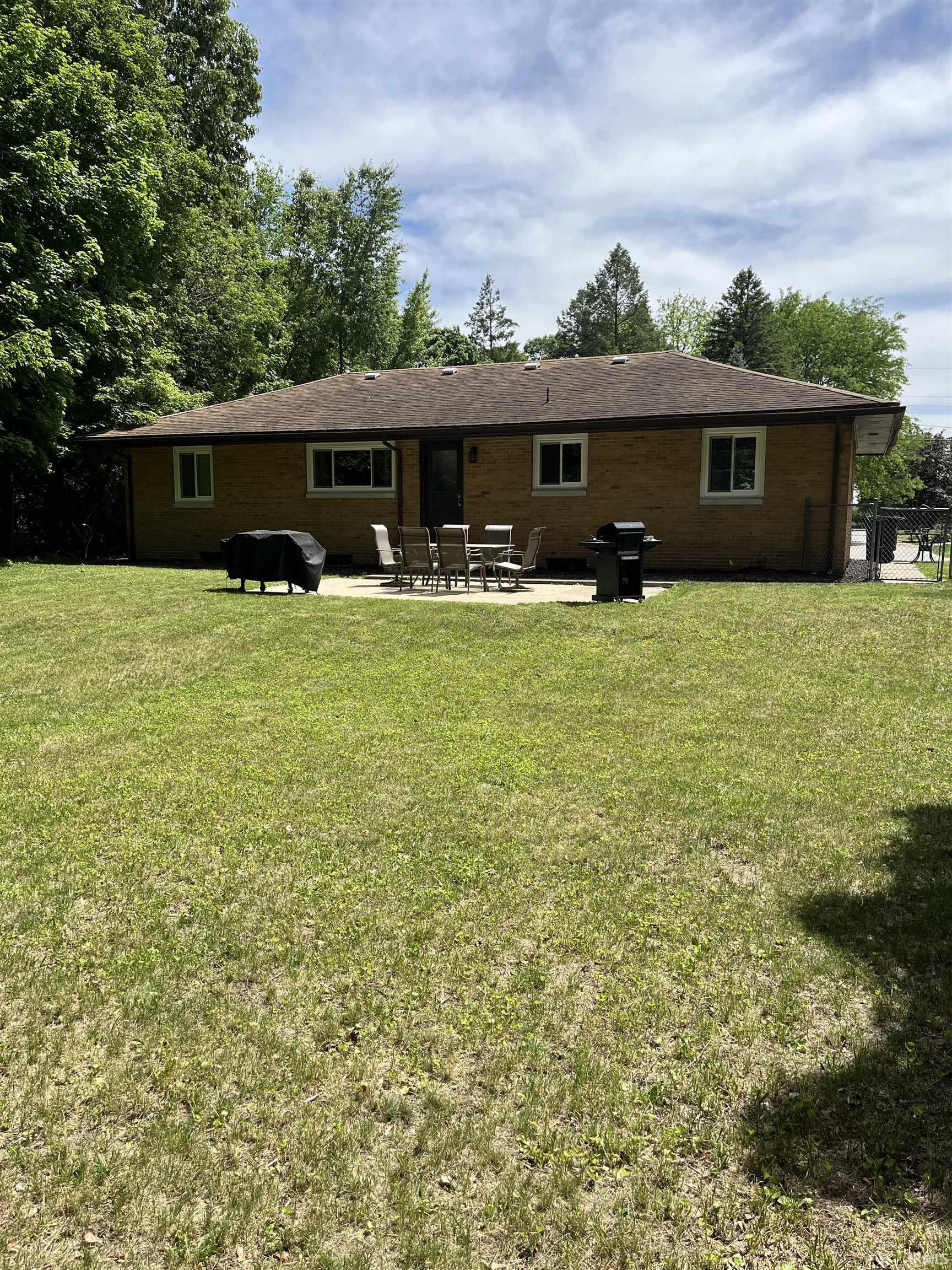 2832 Neff Street Elkhart IN 46514
