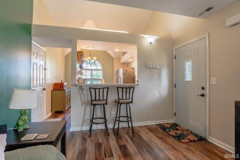 9546 Cayes Drive Evansville IN 47725