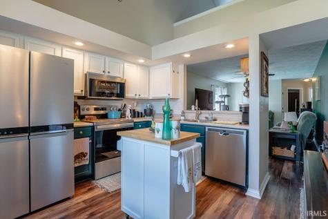 9546 Cayes Drive Evansville IN 47725