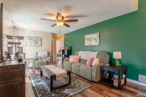9546 Cayes Drive Evansville IN 47725
