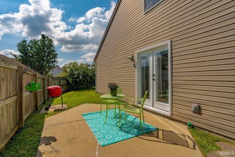 9546 Cayes Drive Evansville IN 47725