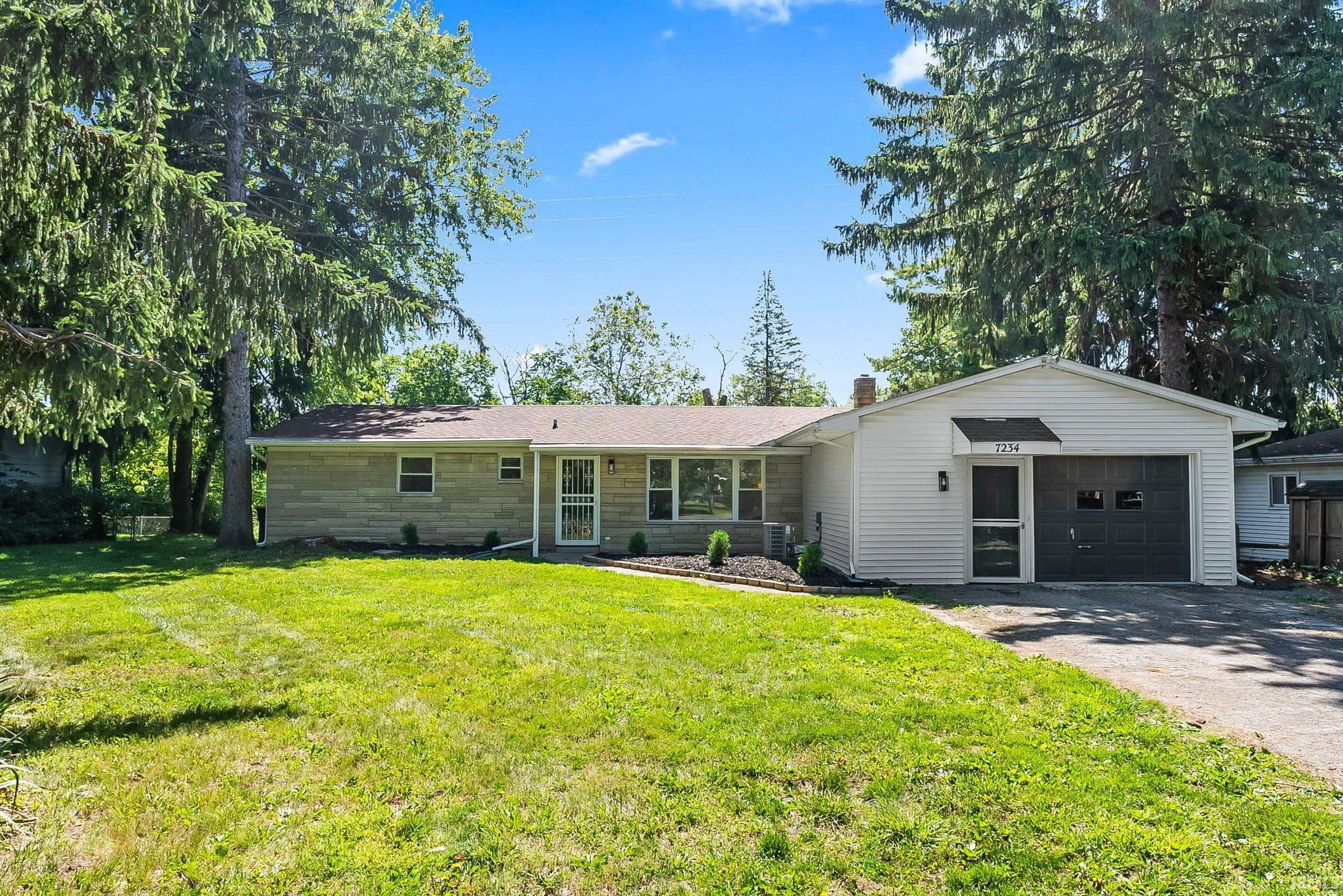 7234 Riverton Drive Fort Wayne IN 46825