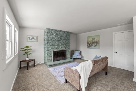 7234 Riverton Drive Fort Wayne IN 46825
