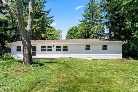 7234 Riverton Drive Fort Wayne IN 46825